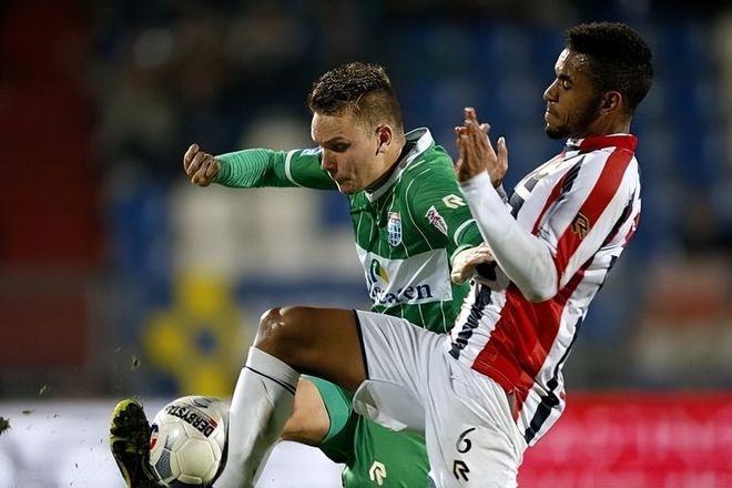 在经历许多 在经历许多