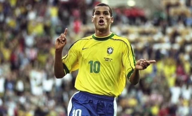 赛首轮获得 赛首轮获得