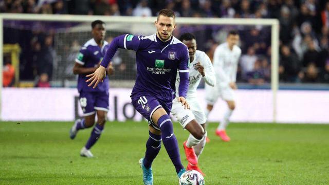 却充满悬念 却充满悬念